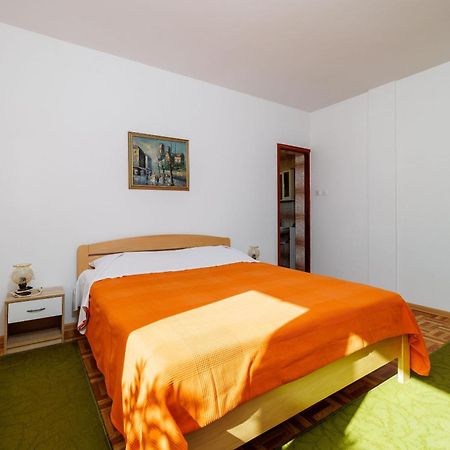 Apartment Zdravka Banjol Екстер'єр фото